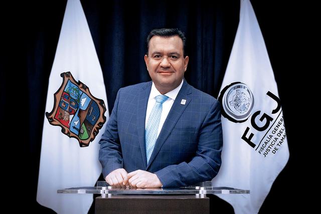 Dr. Irving Barrios Mojica